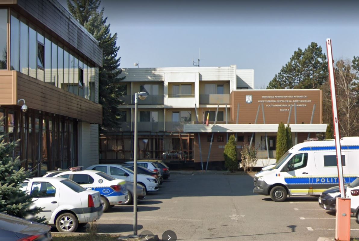 Un rapper ar fi fost bătut de un polițist în fața secției 4 de Poliție din Mănăștur / Foto: captură ecran Google Maps