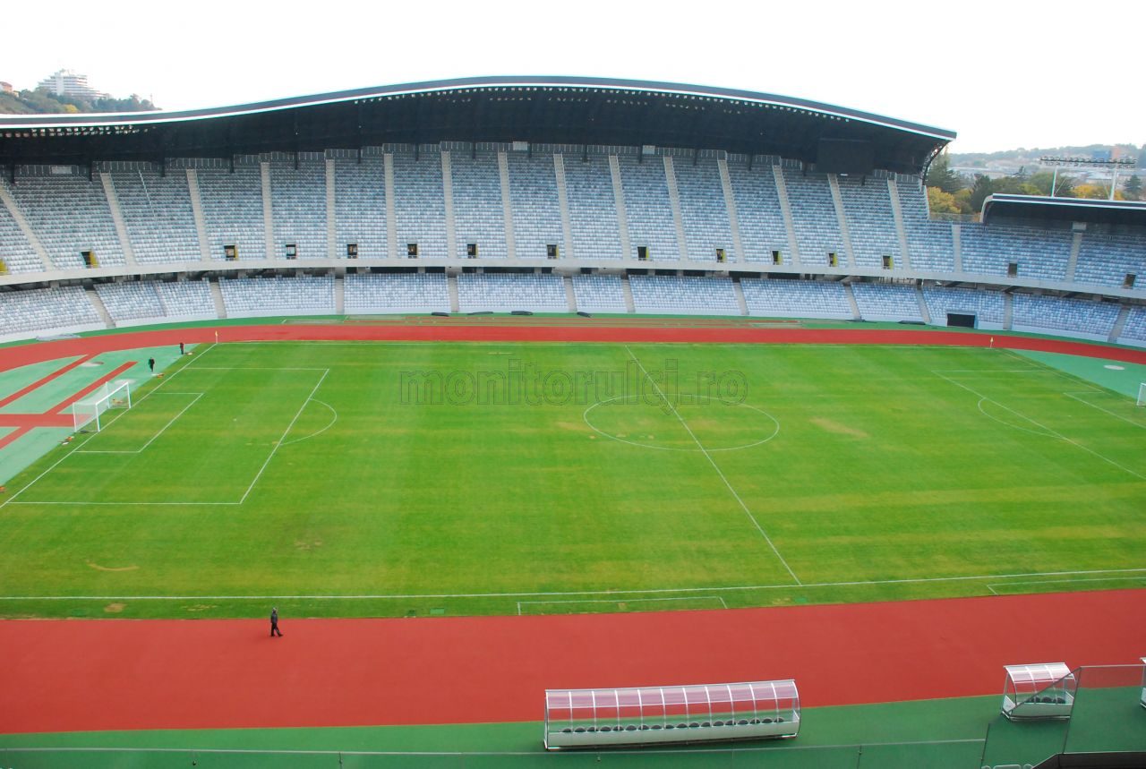 „Bătaie” pe Cluj Arena. FOTO: monitorulcj.ro