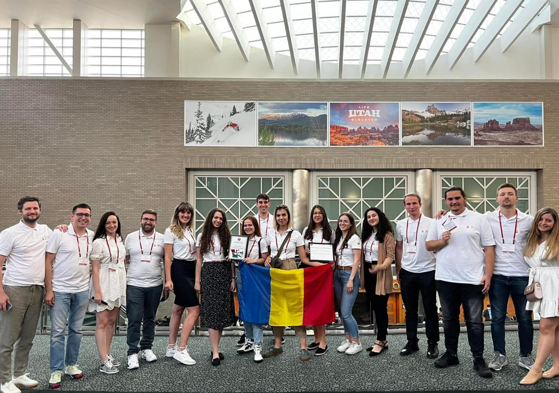Boc felicită echipa UTCN pentru reușita la nivel mondial / Foto: Emil Boc - Facebook