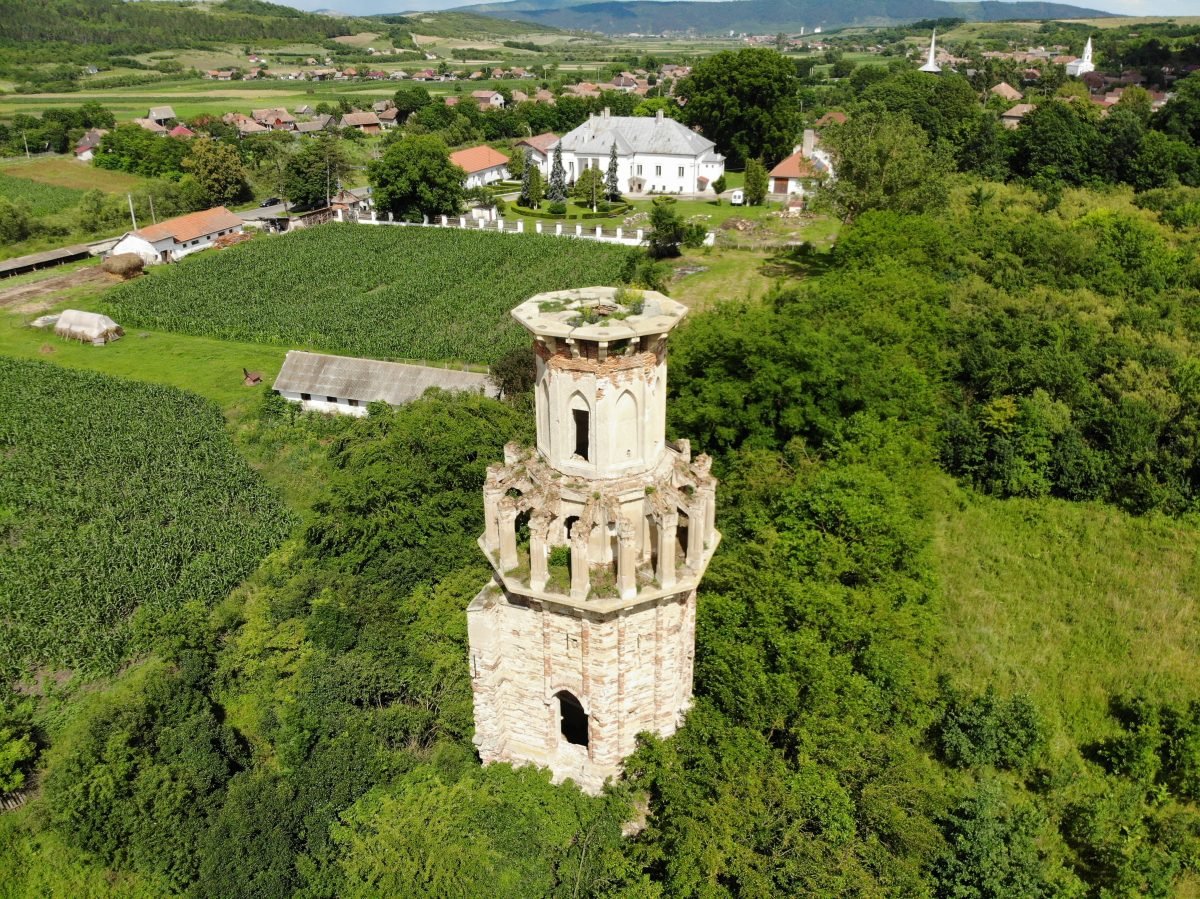 Zaiafet pe Lună este primul festival Zero Waste din România și va avea loc la parcul Teleki din Luna de Jos / Foto: Facebook - Castele din România
