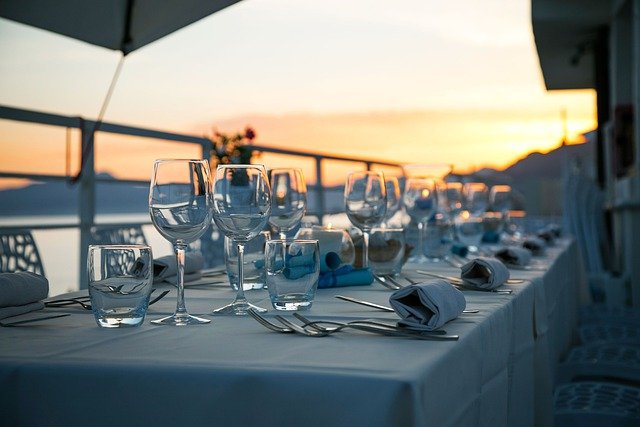 Impozit de 1% pe cifra de afaceri în HoReCa