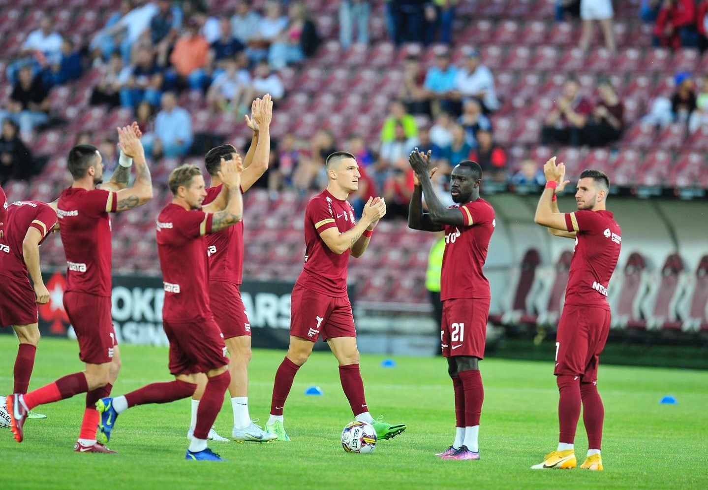 Meciul a fost reprogramat pentru duminică/ Foto: Facebook - Fotbal Club CFR 1907 CLUJ-NAPOCA