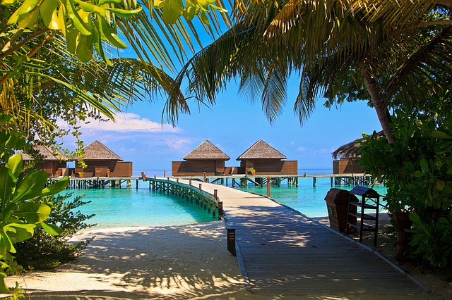 Clujenii vor putea zbura spre Maldive din octombrie