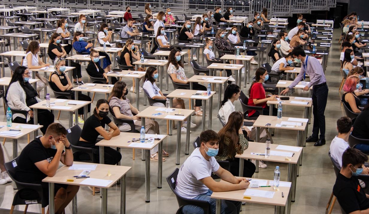 Examenul de admitere la UMF Cluj a avut loc în weekend / Foto: UMF „Iuliu Hațieganu” Cluj-Napoca