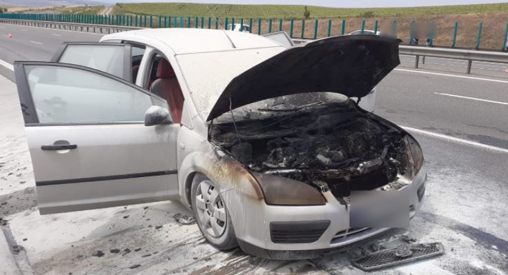 Incendiu la o mașină pe autostrada A3