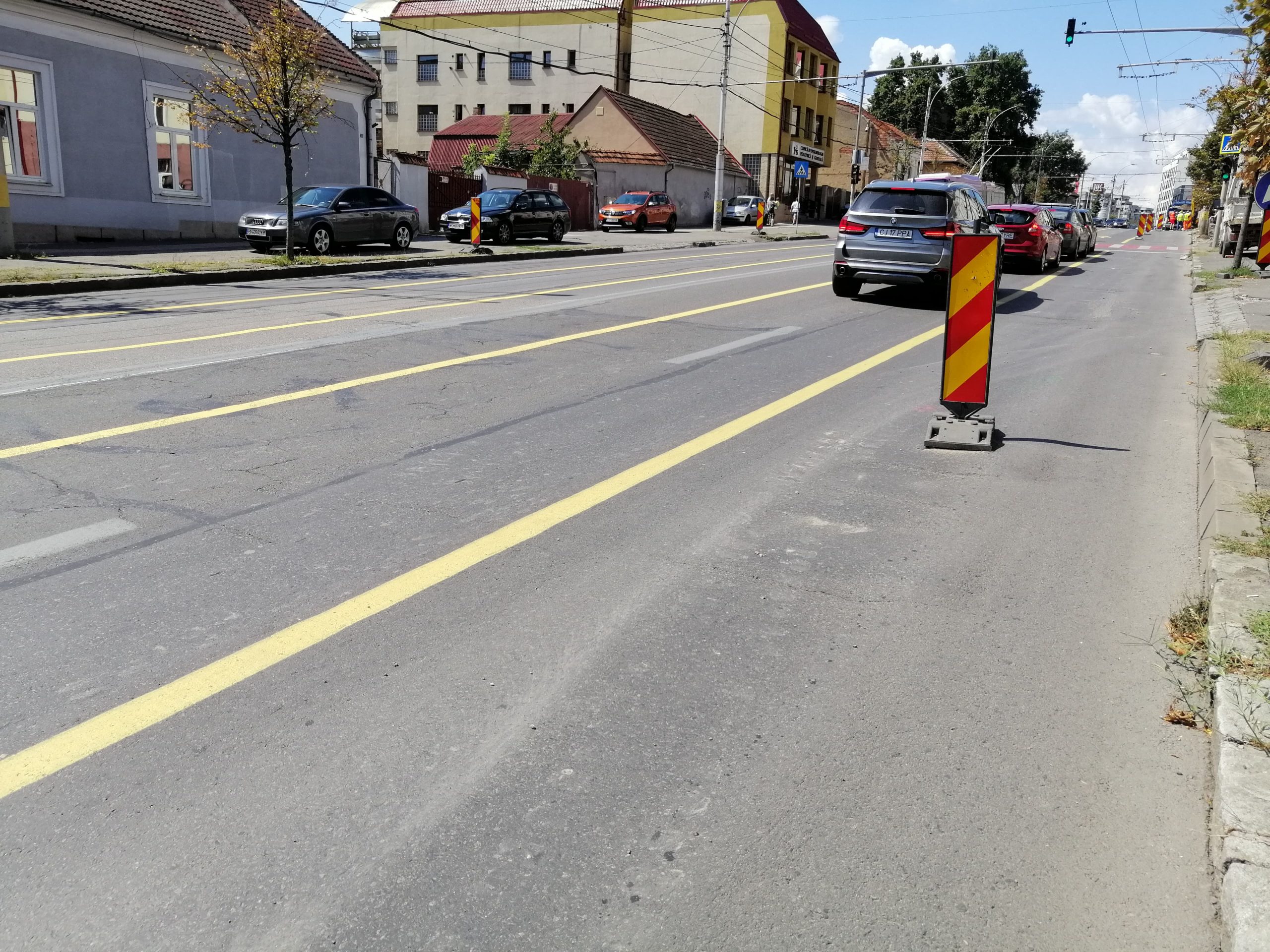 Marcaje noi pe Calea Mănăștur. Se păstrează circulația pe patru benzi