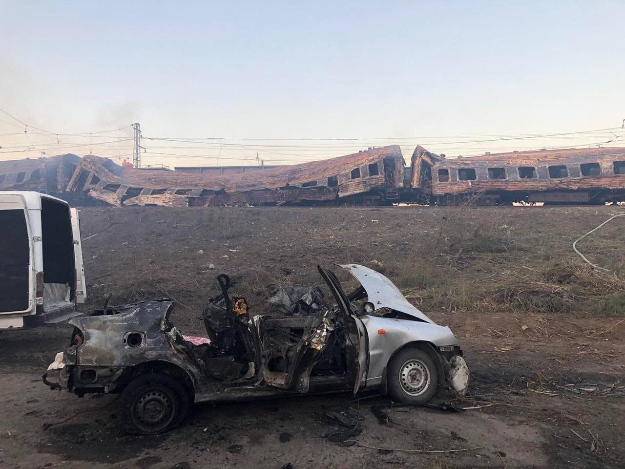 Rusia a bombardat un tren aflat într-o gară