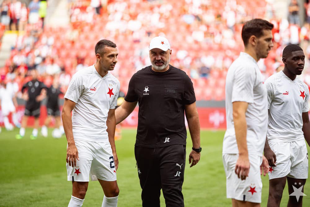 Tehnicianul s-a arătat ironic și a recunoscut că avea alte așteptări/ Foto: Facebook - SK Slavia Praha