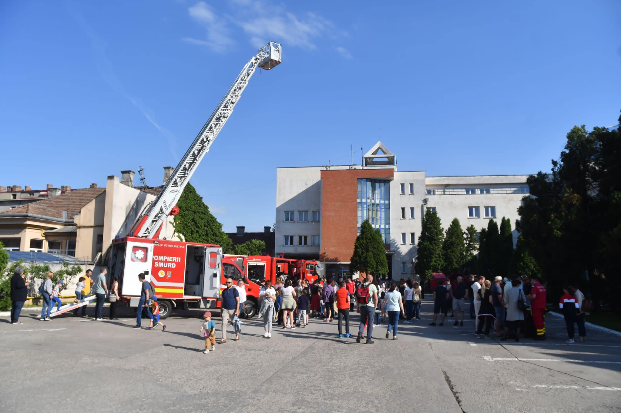Ziua porților deschise la Pompieri. Clujenii