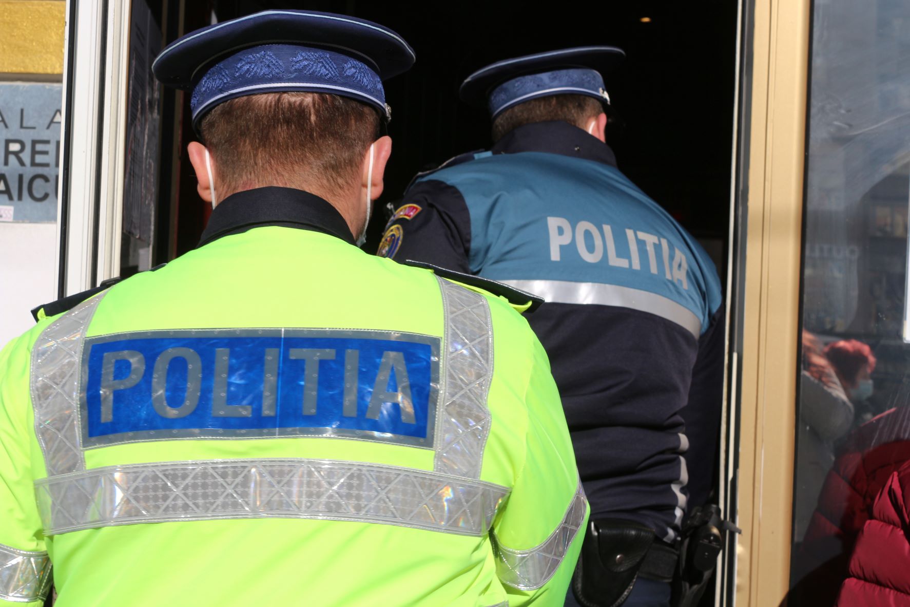 Acțiune „BLITZ”  în Turda. Polițiștii au prins un infractor  și au dat amenzi de mii de lei. FOTO: Diana Cîmpean/ Monitorul de Cluj