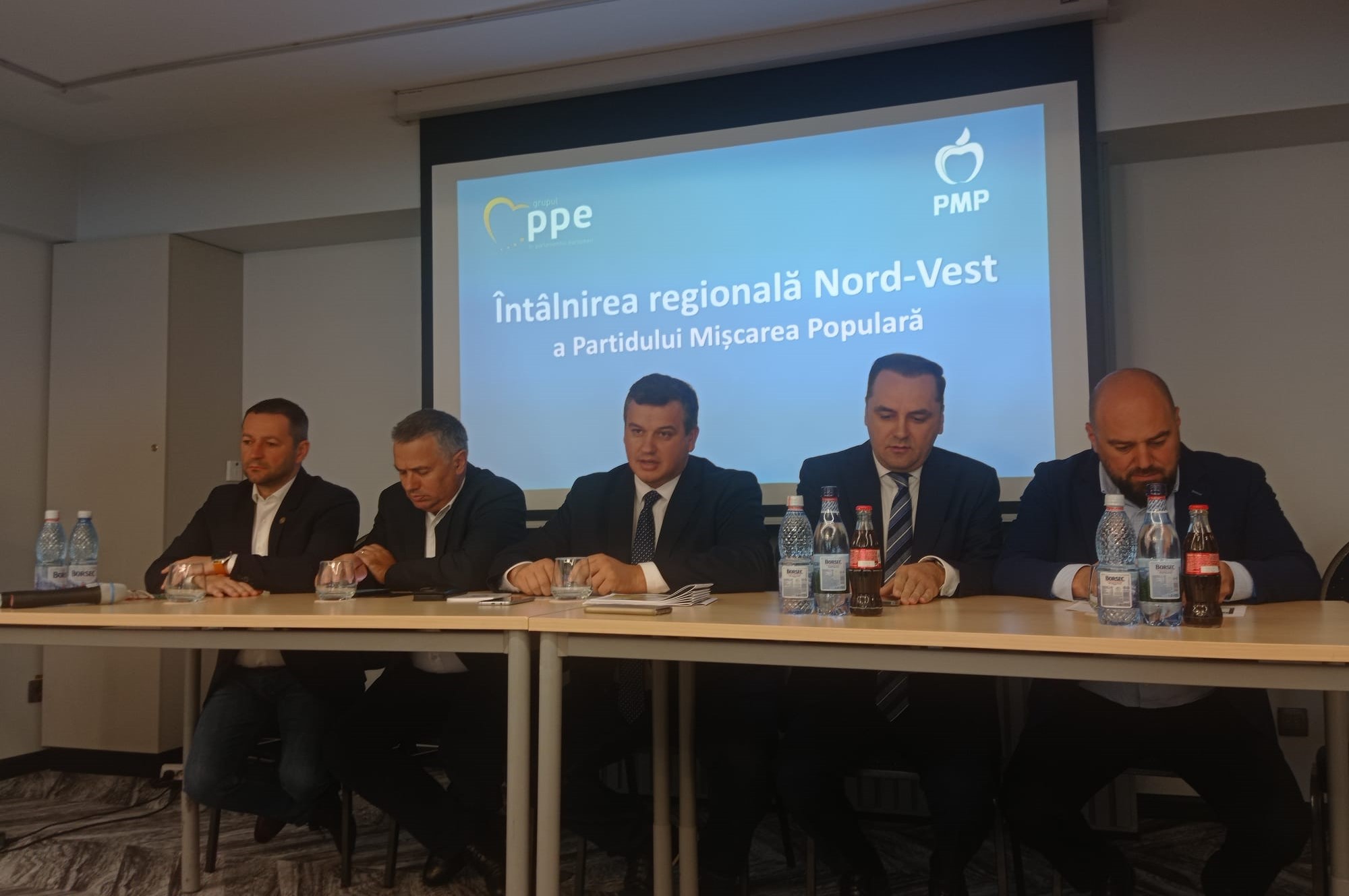 De la stânga la dreapta - Adrian-Mihăiță Todoran vicepreședinte PMP (Regiunea VI - Nord-Vest)
