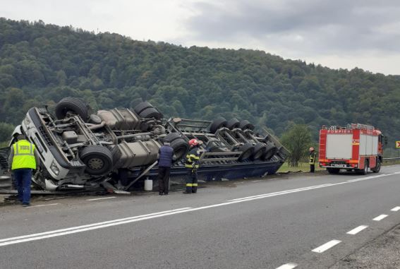 TIR încărcat cu celuloză
