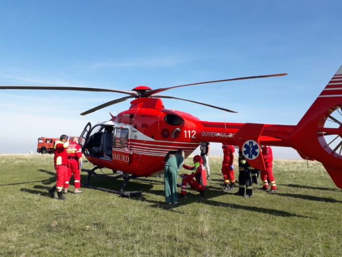 Un bărbat a CĂZUT 5 metri cu ATV-ul într-o carieră de piatră din Cluj / Foto: ISU Cluj