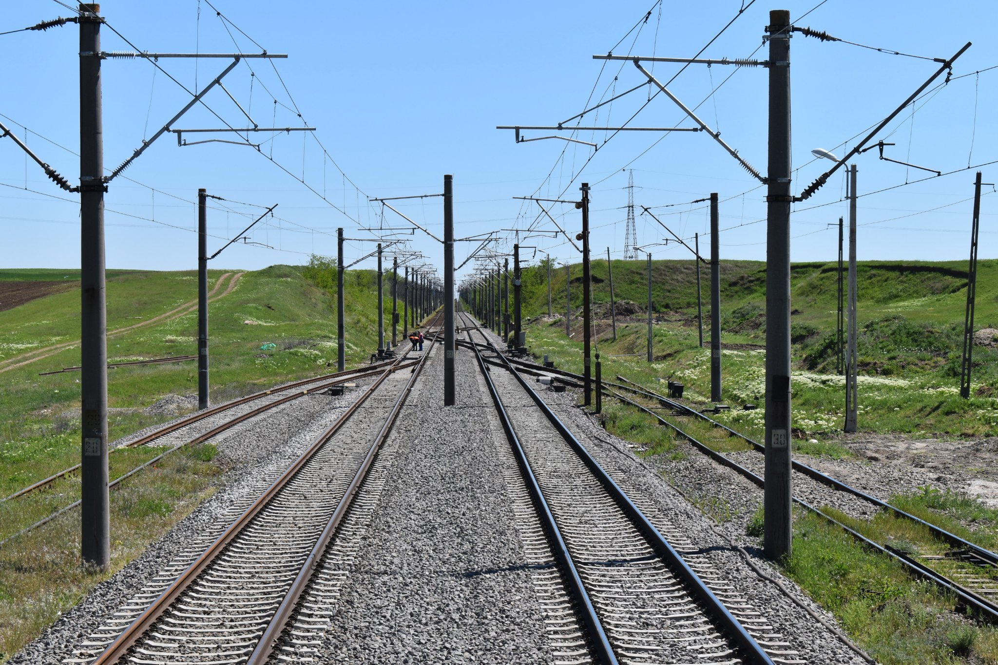 Viteza va fi crescută la 160 km/h la trenurile de călători care vor circula pe calea ferată Cluj - Oradea - Ungaria