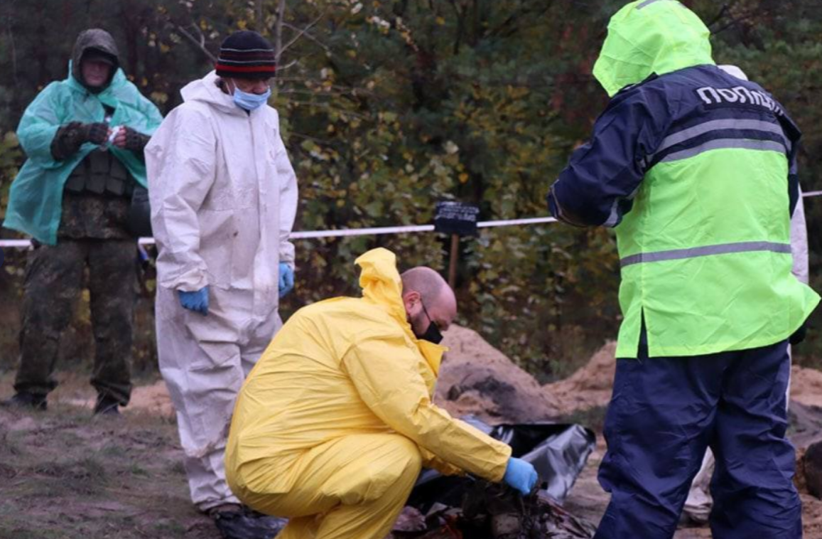 Aproape 150 de cadavre au fost descoperite într-o groapă comună din orașul Liman