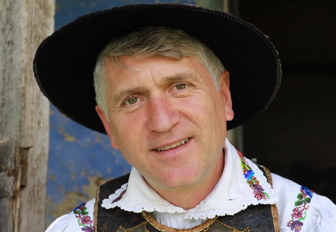 Arhiepiscopia Alba Iulia denunță activitatea lui Cristian Pomohaci. FOTO: Facebook/ Cristian Pomohaci