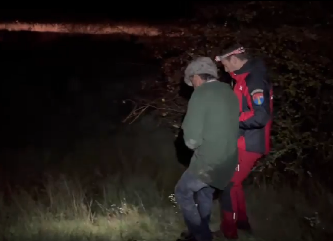 Doi bărbaţi care trebuiau să ajungă la o stână