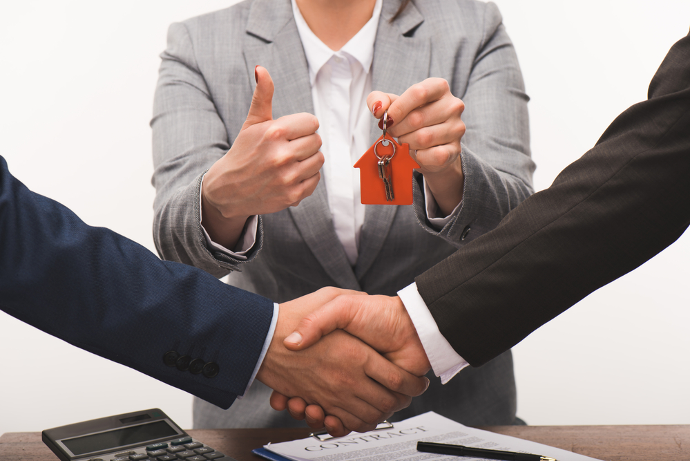 Salariul mediu în imobiliare a ajuns la 4.000 de lei  / Foto: depositphotos.com