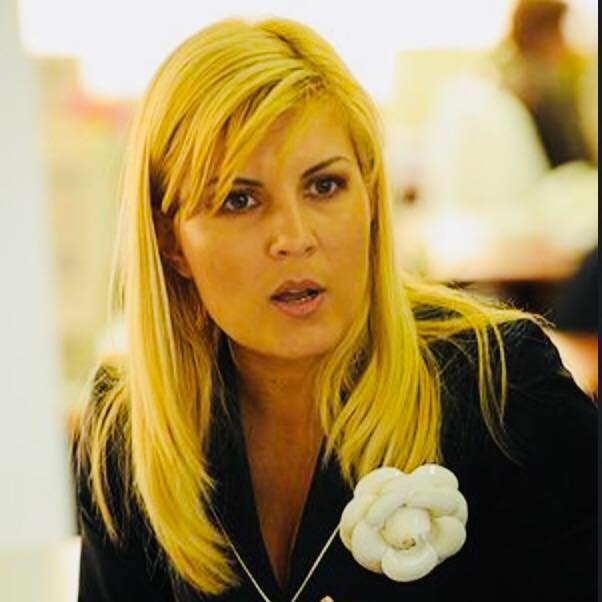 Elena Udrea a fost transportată la spital după ce ar fi leșinat în închisoare / Foto: Elena Udrea - Facebook