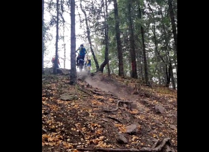 sursă foto captură video Facebook Transylvania Enduro