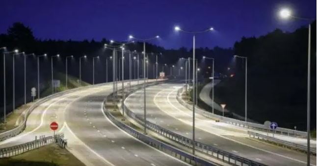 în imagine: Autostrăzi iluminate în Belgia/ sursa foto: ziaruldebelgia.be
