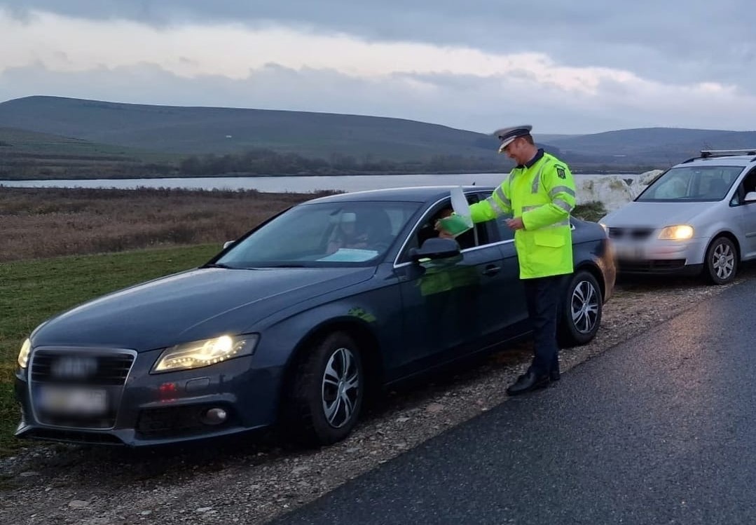 Mai mulți șoferi au fost prinși de polițiști conducând beți sau fără permis/ FOTO: IPJ Cluj