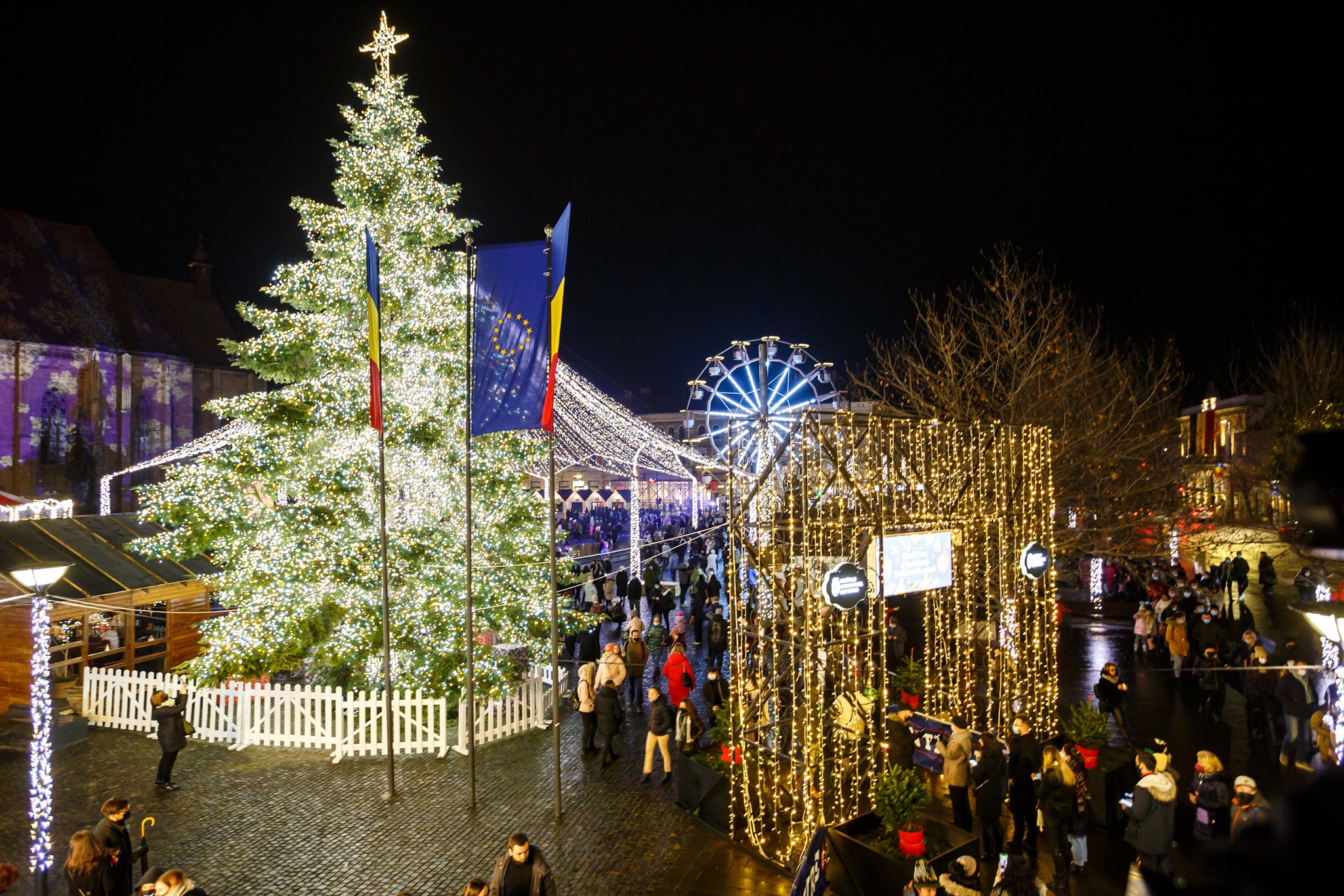 Târgul de Crăciun începe vineri