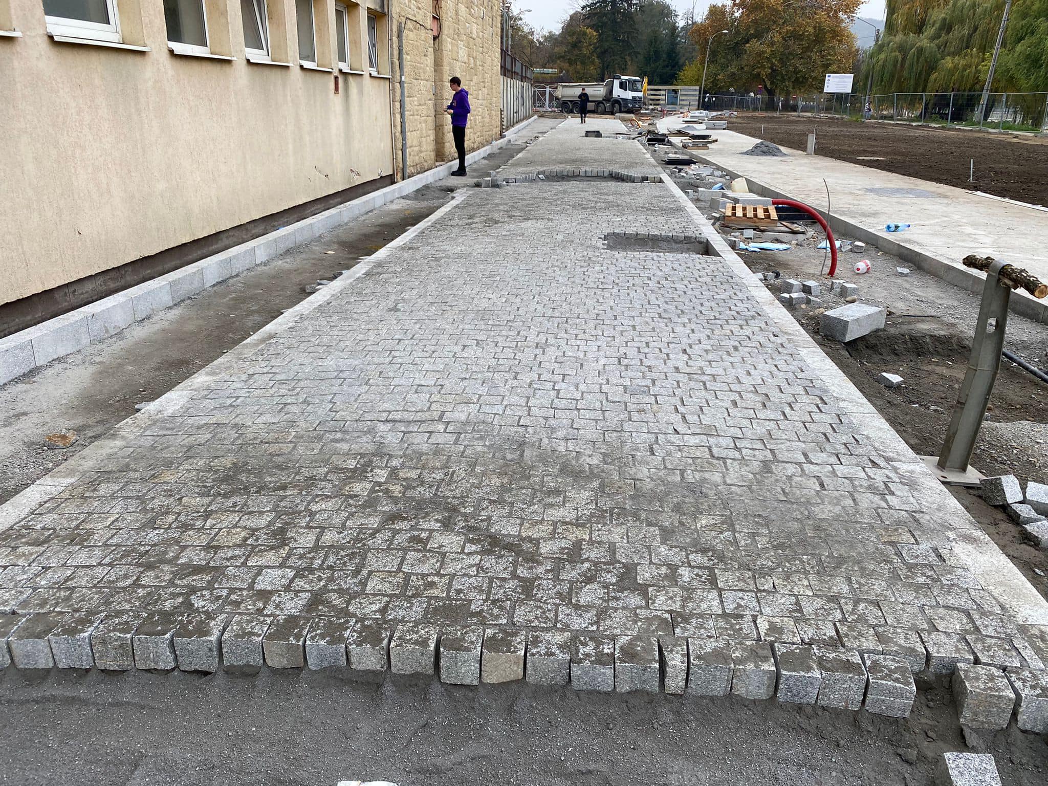 Lucrările la malurile Someșului au stârnit controverse în spațiul public. FOTO: Facebook/ Nord Conforest
