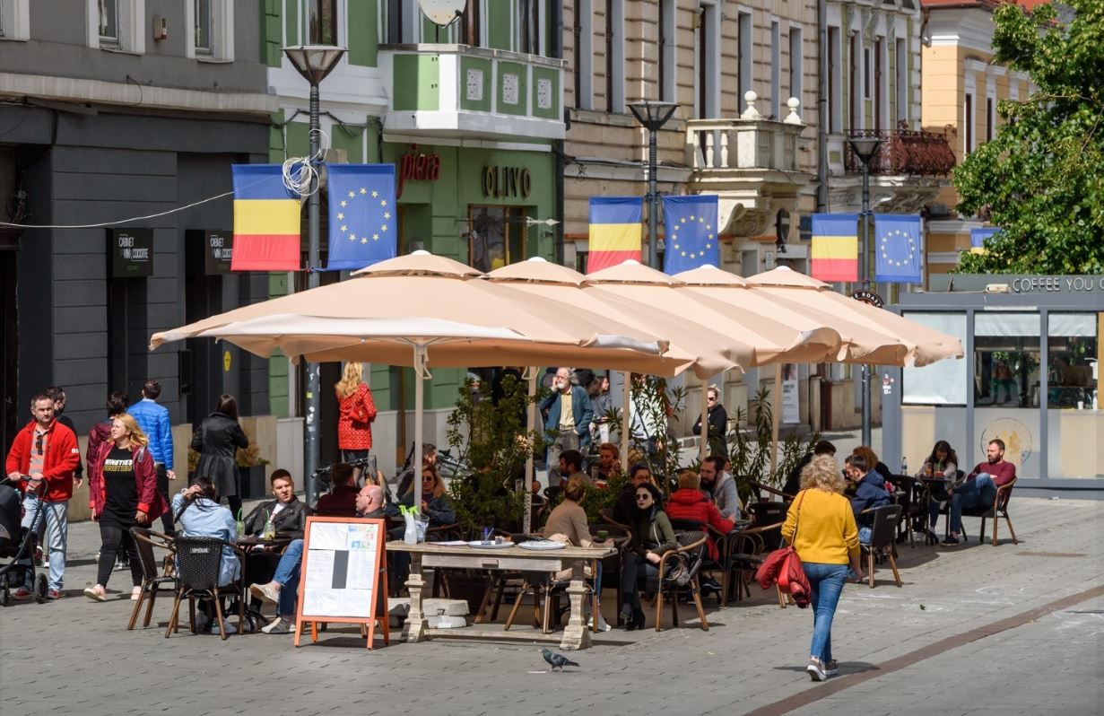 Aproape 60% dintre români cred că situația din țară este mai rea decât în 1989