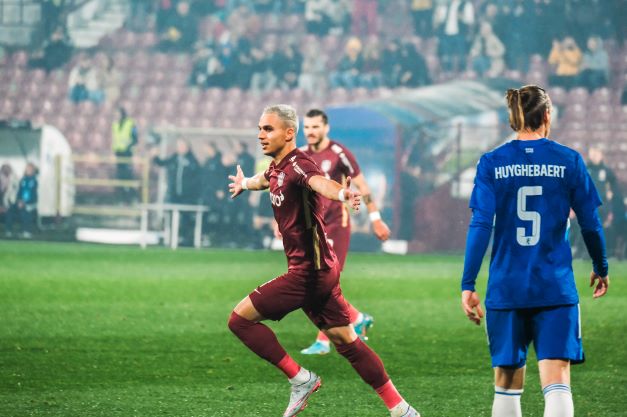 Manea în meciul cu FCU Craiova/FOTO: CFR Cluj - Facebook