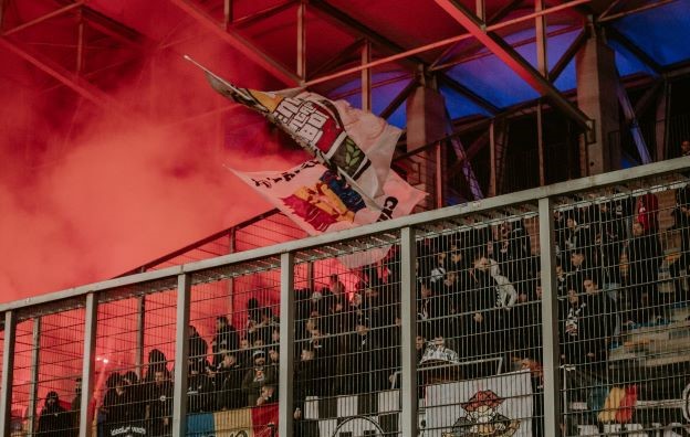 Suporterii „U” Cluj la meciul cu Petrolul/FOTO: Universitatea Cluj - Facebook