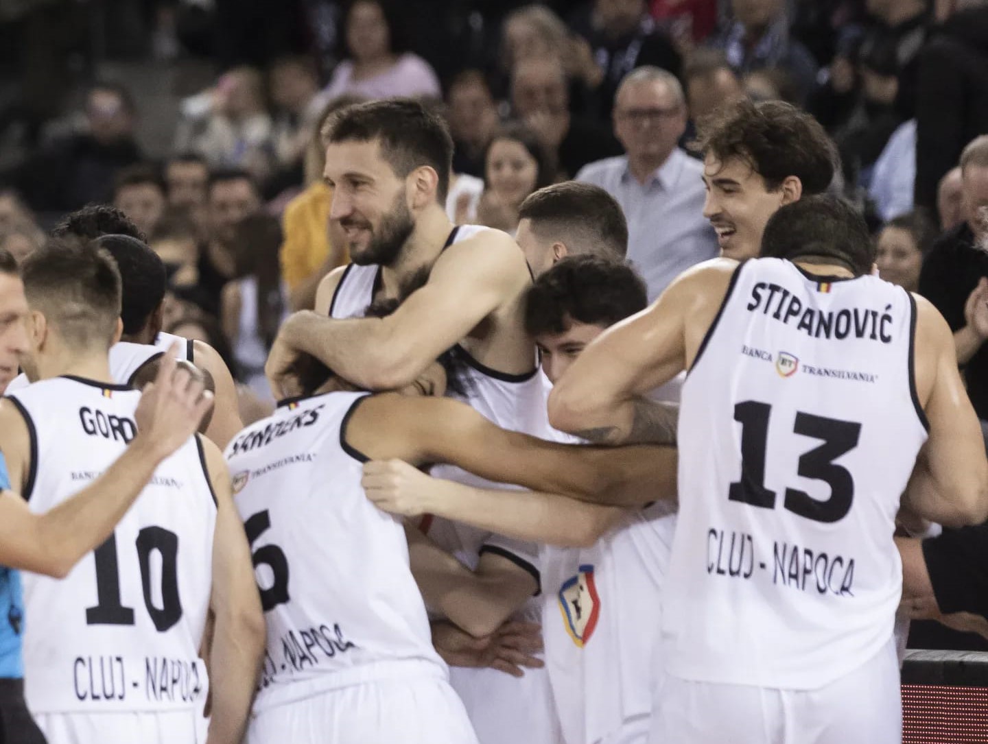 U-BT Cluj-Napoca a reuşit o victorie de prestigiu în faţa echipei spaniole Joventut Badalona