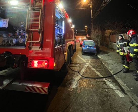 Un barbat a murit după ce casa în care se adăpostea a fost cuprins[ de flăcări/ captură ISU Cluj