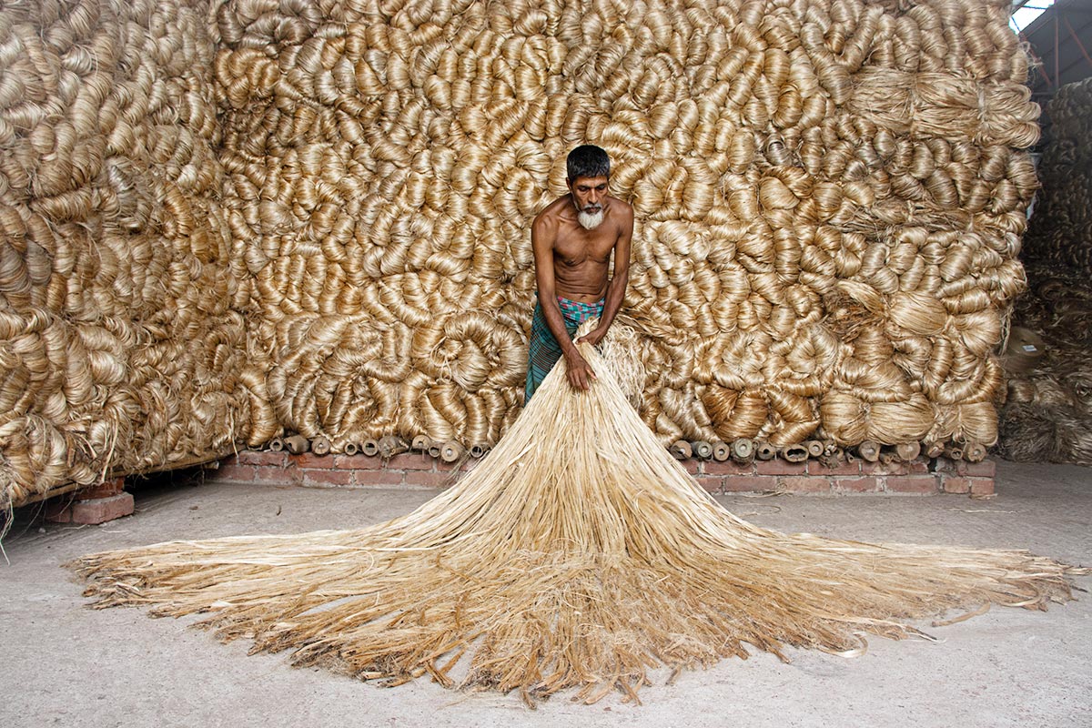 Industria iutei este printre cele mai vechi și proeminente industrii din India