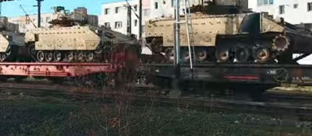 Convoi vehicule blindate Cluj/ captură foto gherlainfo.ro