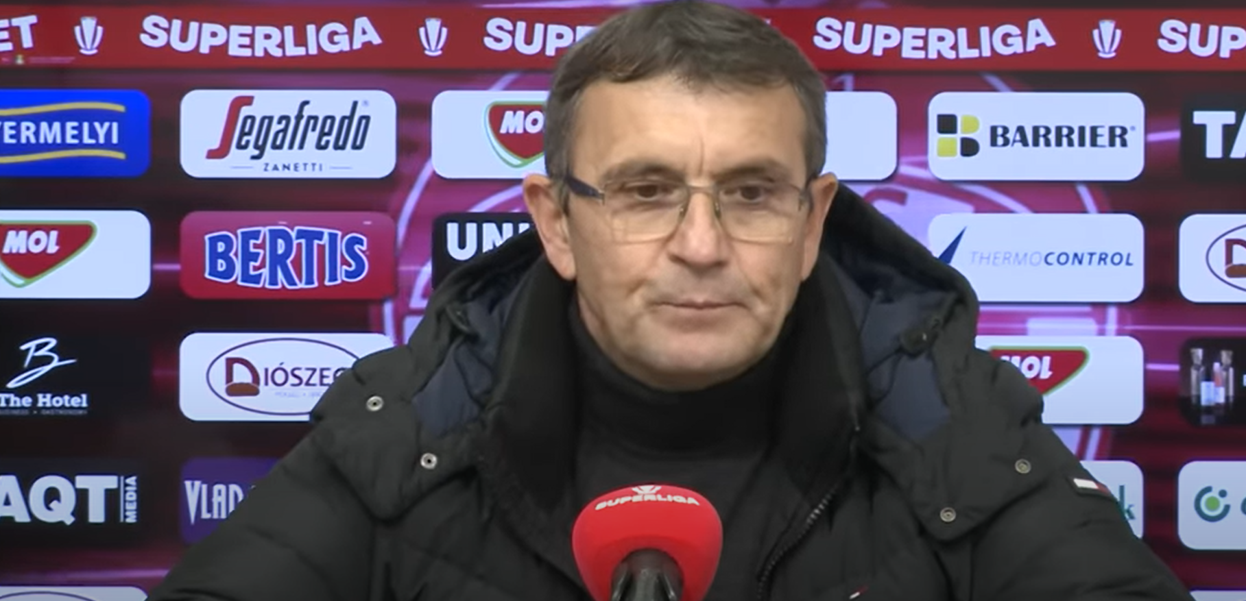 Eugen Neagoe în cadrul conferinței de presă după meciul cu Sepsi /FOTO: captură ecran FC Universitatea Cluj - Youtube