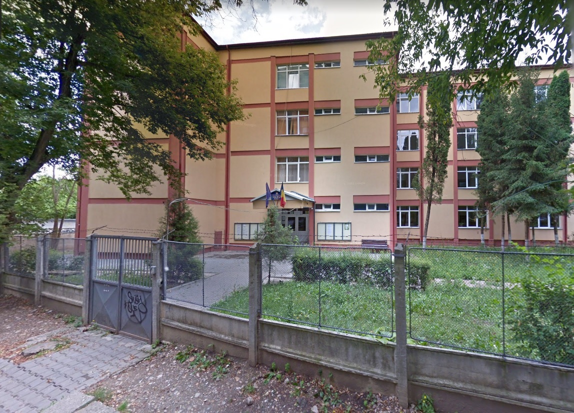 Primăria Cluj-Napoca a lansat un concurs de soluții pentru modernizarea Liceului „Lucian Blaga”. FOTO: Google Maps