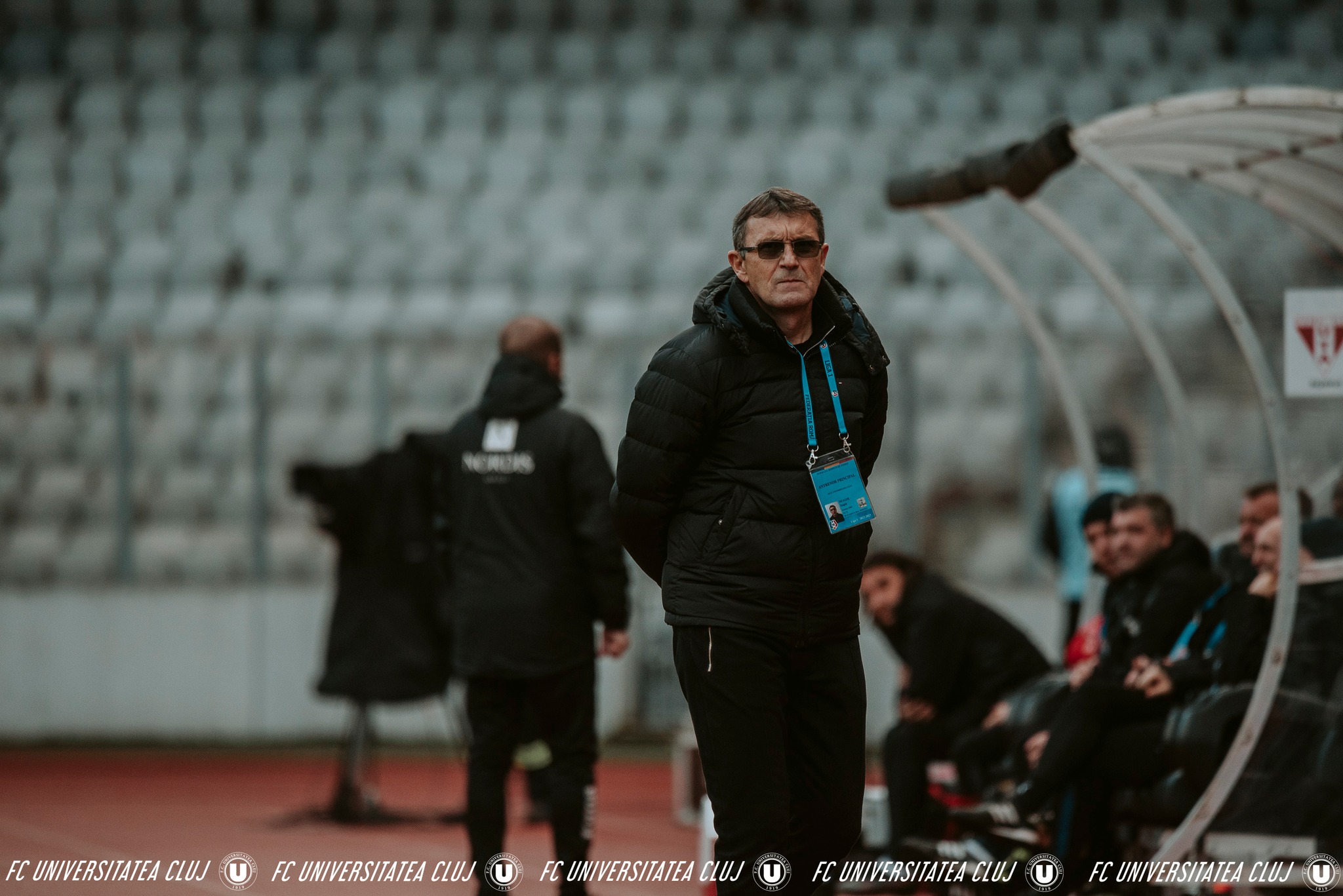 Eugen Neagoe s-a întors la Cluj Napoca pentru a-i cere președintelui Radu Constantea încetarea de comun acord a contractului cu „U” Cluj pentru a putea semna cu Universitatea Craiova. Președintele nu este de acord cu plecarea antrenorului/ Foto: FC Universitatea Cluj - Facebook