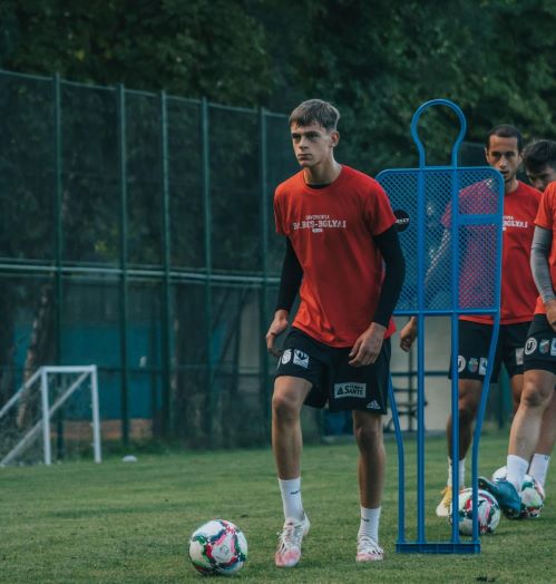 Darius Fălcușan la antrenamentul juniorilor „U” Cluj /FOTO: FC Universitatea Cluj - Facebok