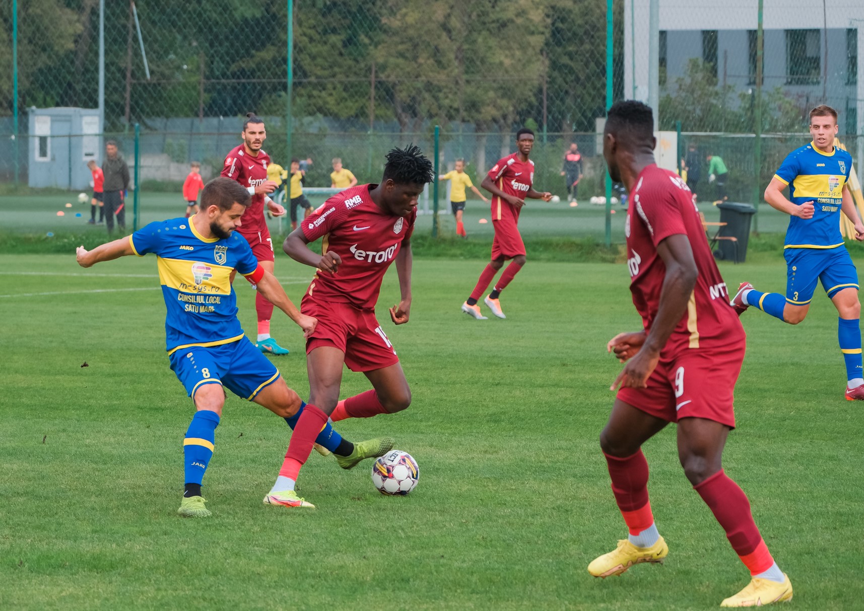 CFR Cluj și Slavia Praga nu s-au înțeles în privința transferului lui Yeboah/ Foto: Fotbal Club CFR 1907 CLUJ - Facebook
