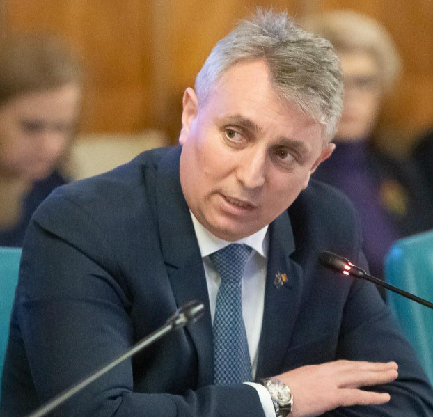 Reacția ministrului Lucian Bode la punctul de vedere al UBB privind teza sa de doctorat plagiată / Foto: Lucian Bode - Facebook