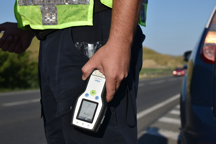 Tot mai mulți șoferi sunt prinși la volan băuți sau fără permis/ Foto: IPJ Cluj