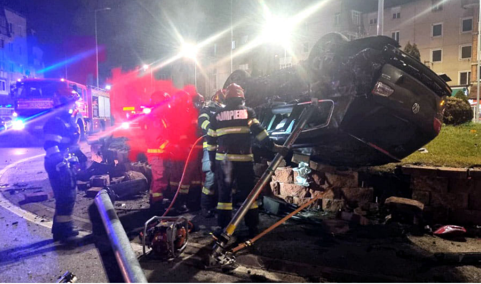 Un șofer de 21 de ani și-a pierdut viața