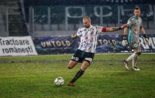 Gabi Tamaș în tricoul Universității Cluj /FOTO: FC Universitatea Cluj - Facebook