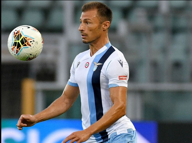 Fotbalistul român Ştefan Radu/ Foto: 26stefanradu - Instagram