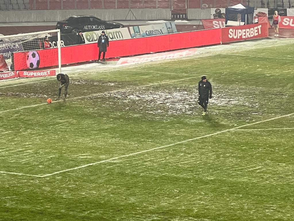 Noroi cât vezi cu ochii pe Cluj Arena. Sursă foto monitorulcj.ro