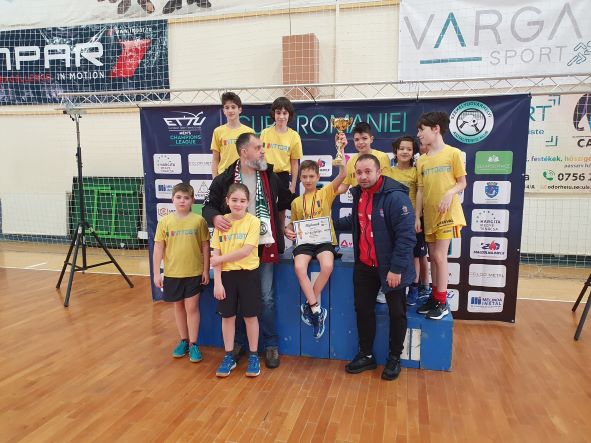 Tinerii campioni /FOTO: CSM Cluj