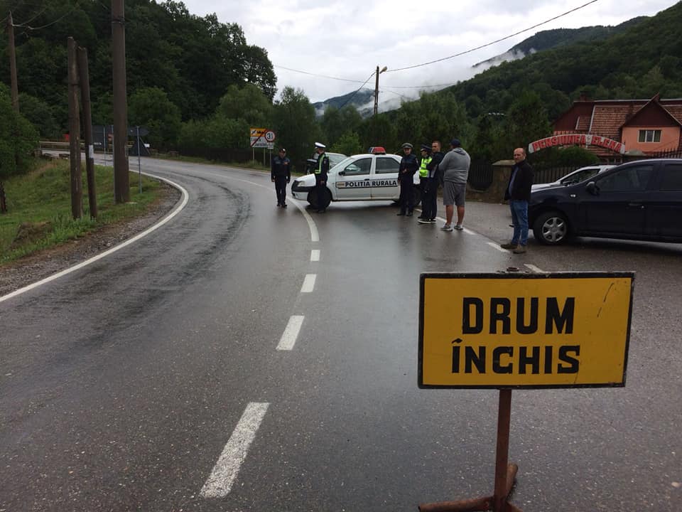 Trafic deviat pe DN15 Târgul Mureș-Cluj. FOTO: Facebook/ CNAIR