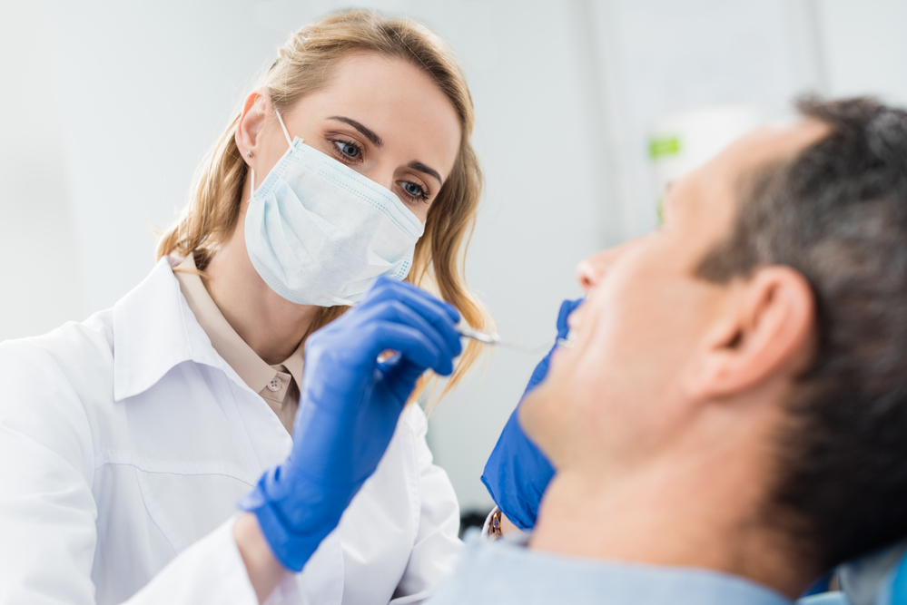 În câțiva ani România ar putea rămâne fără medici stomatologi