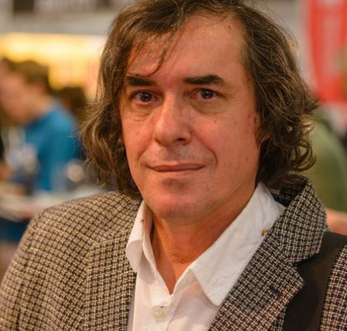 Mircea Cărtărescu a devenit membru de onoare al Inițiativei pentru Cultură Democratică Europeană Cluj-Napoca/captură foto: Valentin Naumescu Facebook.com